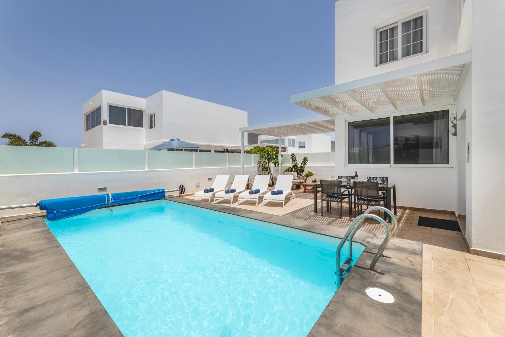 Villa Atlantica - Heated Pool In Playa Blanca المظهر الخارجي الصورة