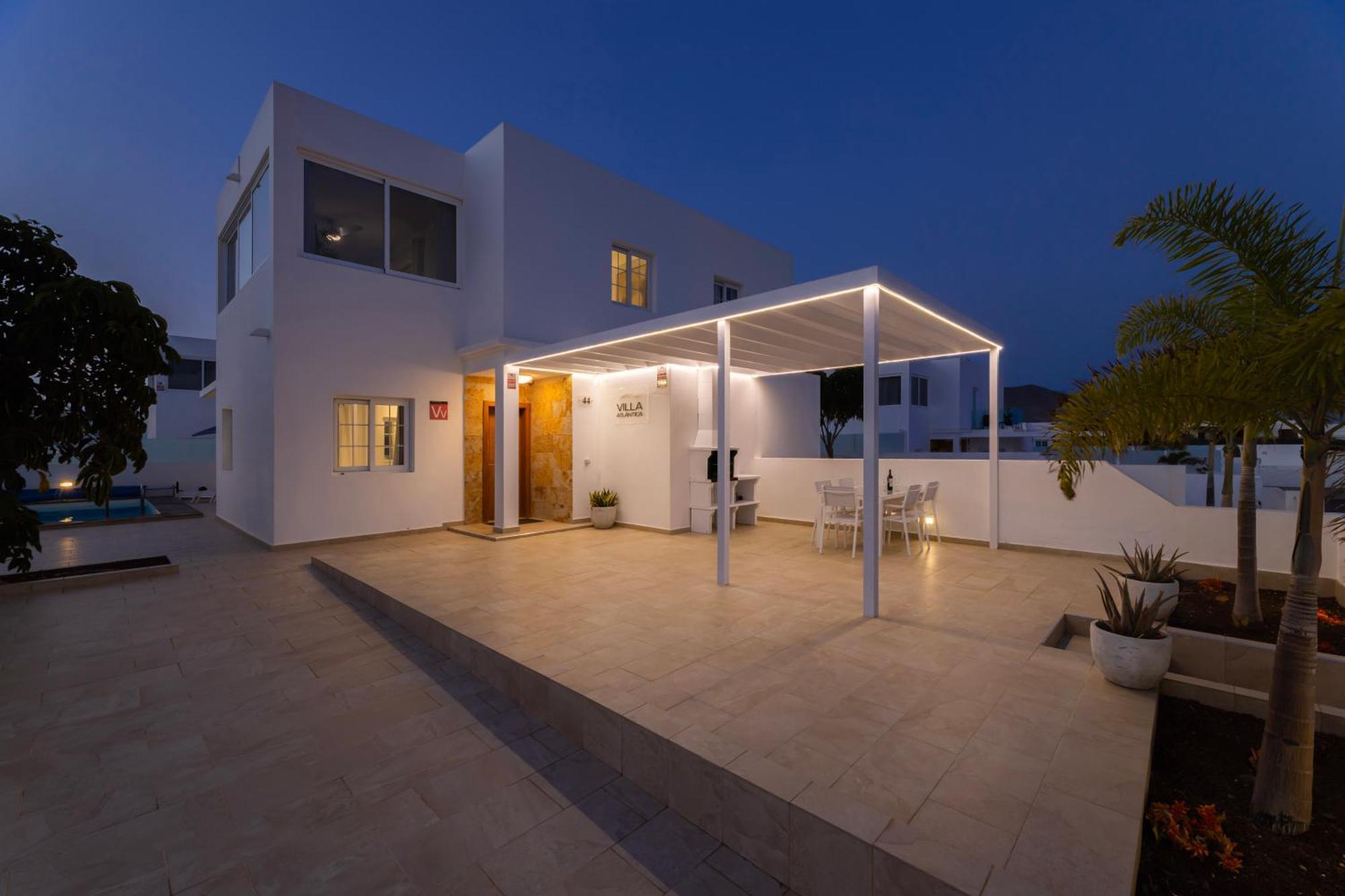 Villa Atlantica - Heated Pool In Playa Blanca المظهر الخارجي الصورة