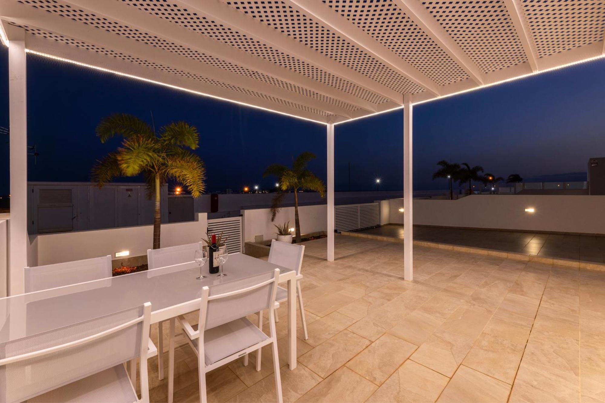 Villa Atlantica - Heated Pool In Playa Blanca المظهر الخارجي الصورة